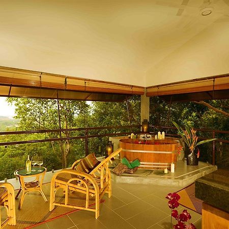 Ambong Rainforest Retreat Pantai Tengah  外观 照片
