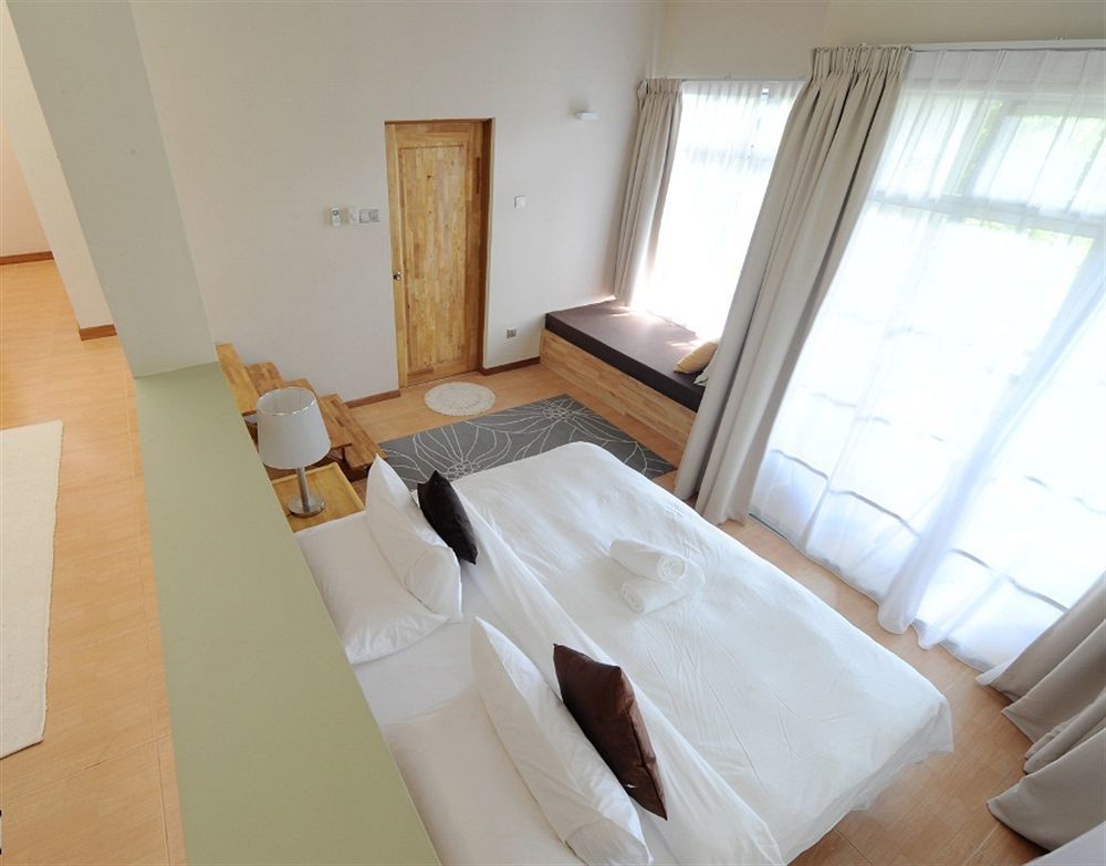 Ambong Rainforest Retreat Pantai Tengah  外观 照片