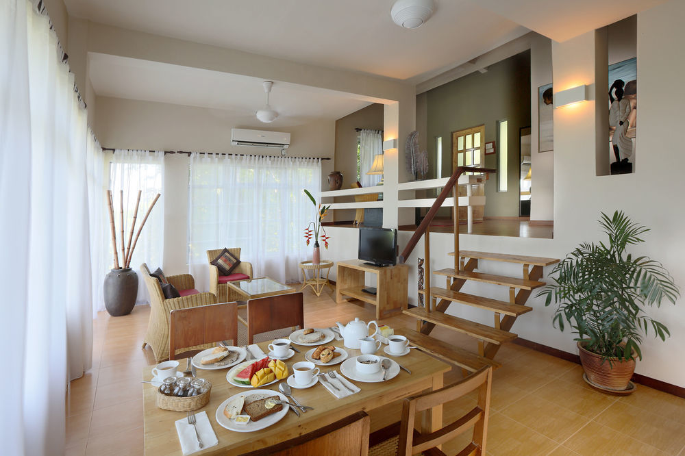 Ambong Rainforest Retreat Pantai Tengah  外观 照片